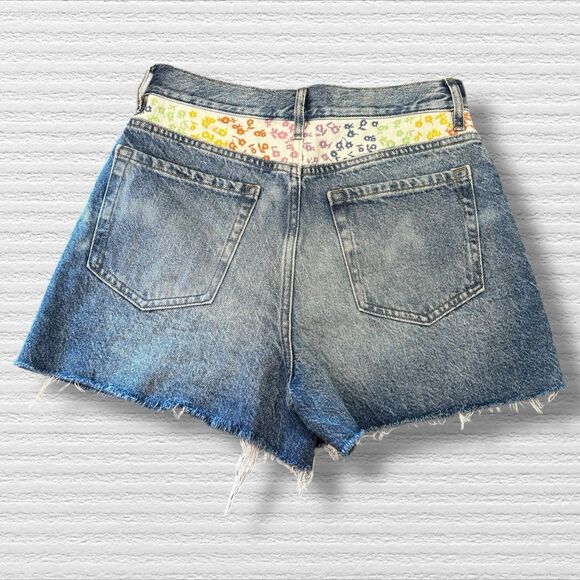 Pac Sun Ultra High Rise Vintage Button Up Jean Shorts Daisies Cut Off Size Small - Picture 1 of 11